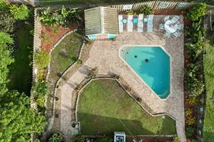 2330 SE Madison St, Stuart, FL 34997 - Photo 3