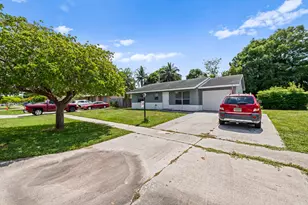 6296 Carthage Cir N, Greenacres, FL 33463 - Photo 27