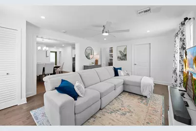 238 SW 10th Avenue, Delray Beach, FL 33444 - Photo 9