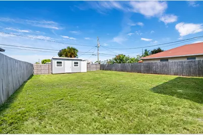 238 SW 10th Avenue, Delray Beach, FL 33444 - Photo 19