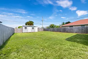 238 SW 10th Ave, Delray Beach, FL 33444 - Photo 19