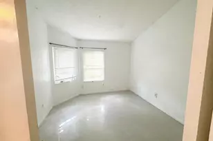 838 E Palm Run Dr, North Lauderdale, FL 33068 - Photo 9
