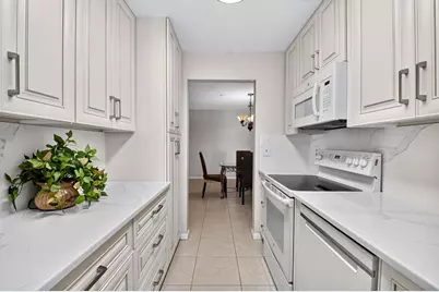 7205 W Oakridge Circle, Lake Worth, FL 33462 - Photo 15