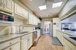 7205 W Oakridge Cir, Lake Worth, FL 33462 - Photo 35