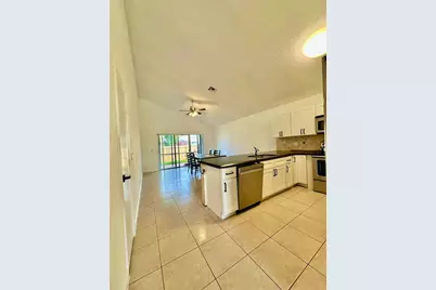22449 Middletown Drive, Boca Raton, FL 33428 - Photo 7