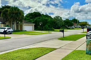 22449 Middletown Dr, Boca Raton, FL 33428 - Photo 21