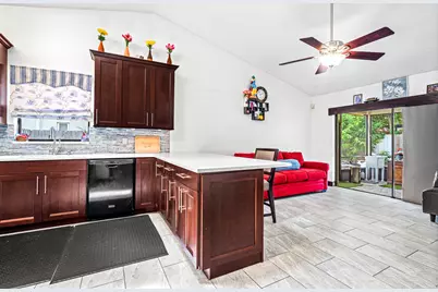 8541 NW 51st Court, Lauderhill, FL 33351 - Photo 23