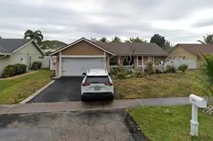 8541 NW 51st Ct, Lauderhill, FL 33351 - Photo 13