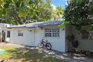 655 NE 80th St, Miami, FL 33138 - Photo 3