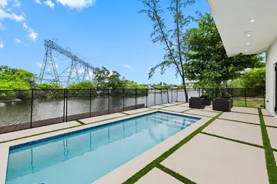 201 NW 14th Way, Dania Beach, FL 33004 - Photo 47