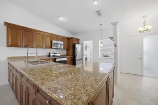 6070 Sunny Manor Ct, Delray Beach, FL 33484 - Photo 11