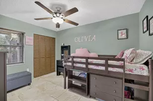 2690 N Nob Hill Rd, Sunrise, FL 33322 - Photo 15