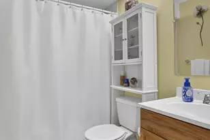2690 N Nob Hill Rd, Sunrise, FL 33322 - Photo 17