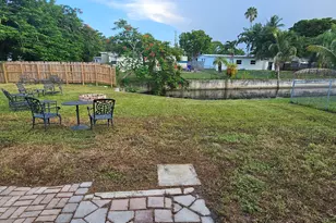 5800 NW 19th Ct, Margate, FL 33063 - Photo 9