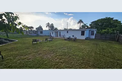 5800 NW 19th Court, Margate, FL 33063 - Photo 7