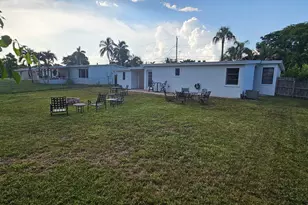 5800 NW 19th Ct, Margate, FL 33063 - Photo 7