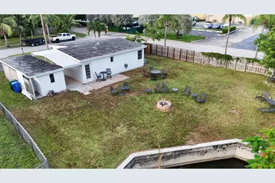 5800 NW 19th Court, Margate, FL 33063 - Photo 3