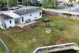 5800 NW 19th Ct, Margate, FL 33063 - Photo 3