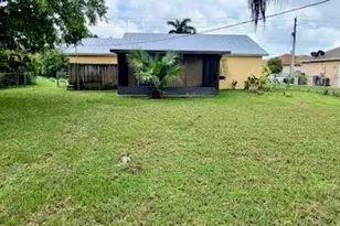 533 SW Carter Ave, Port Saint Lucie, FL 34983 - Photo 11
