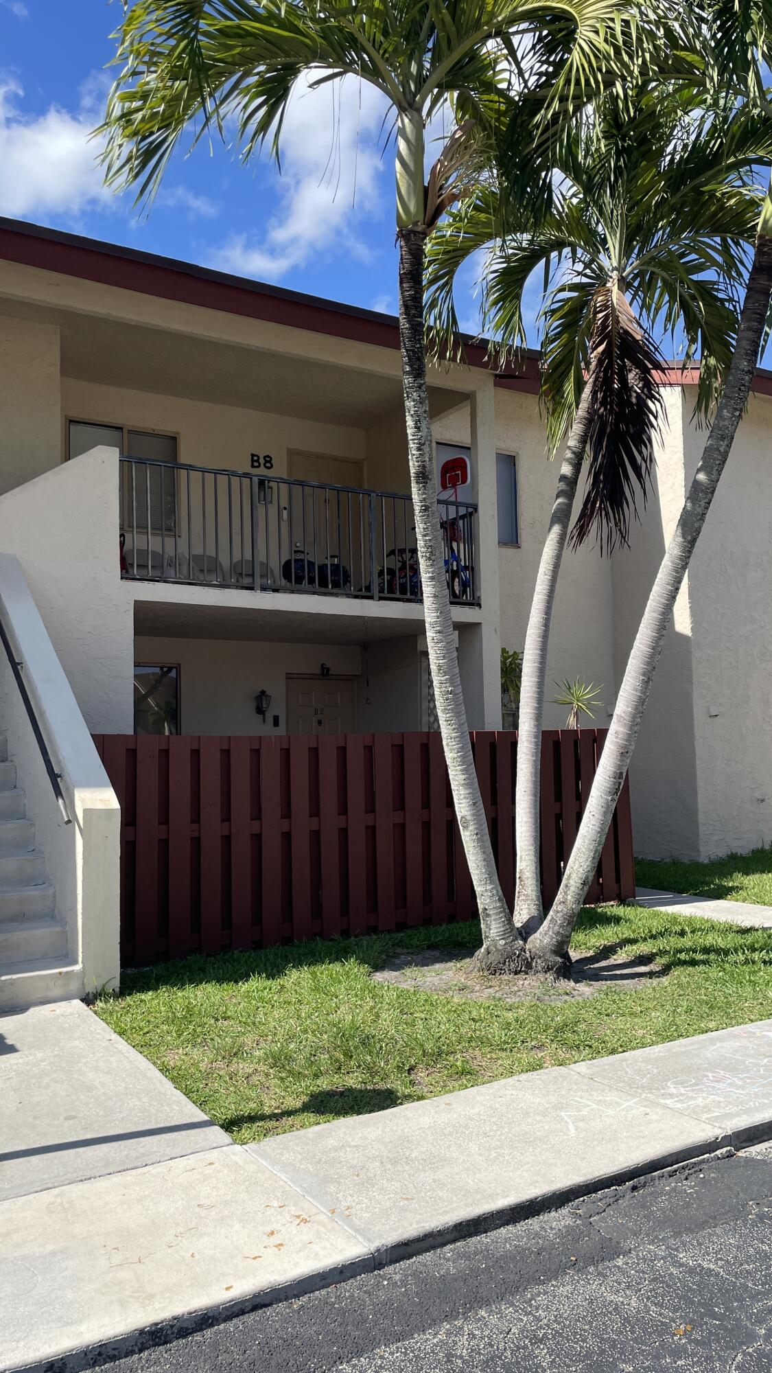 7911 Southgate Blvd #B2 - 7911 Southgate Blvd #B2, North Lauderdale, FL 33068 Luxury Property | Jose Angel Pina