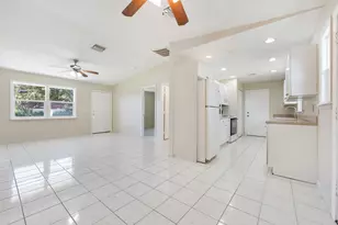 209 SW Chapman Ave, Port Saint Lucie, FL 34984 - Photo 5