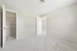 209 SW Chapman Ave, Port Saint Lucie, FL 34984 - Photo 11