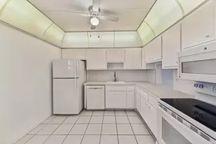 6731 Cypress Rd, Plantation, FL 33317 - Photo 5