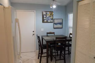 8199 Springlake Dr, Boca Raton, FL 33496 - Photo 5