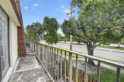 11556 NW 1st Street, Plantation, FL 33325 - Photo 13
