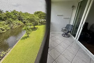 102 Royal Pk Dr, Oakland Park, FL 33309 - Photo 27
