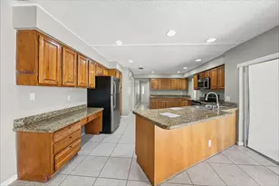 12725 Newton Pl, Wellington, FL 33414 - Photo 7