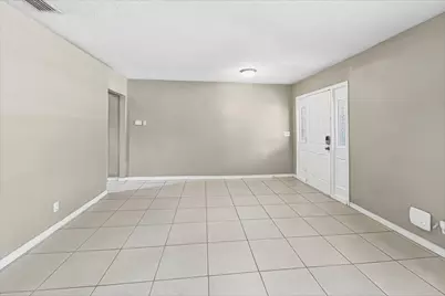 12725 Newton Place, Wellington, FL 33414 - Photo 5