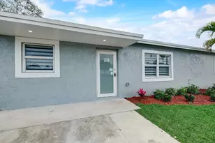 520 SW 13th Pl, Deerfield Beach, FL 33441 - Photo 1