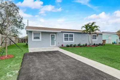520 SW 13th Place, Deerfield Beach, FL 33441 - Photo 1