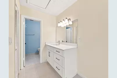 13782 VÃ­a Flora #C, Delray Beach, FL 33484 - Photo 17