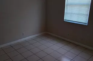 1535 SE Royal Green Cir, Port Saint Lucie, FL 34952 - Photo 17