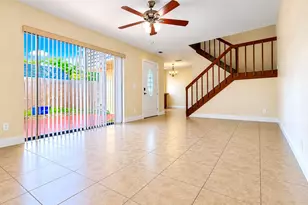 256 Lake Arbor Dr, Palm Springs, FL 33461 - Photo 3