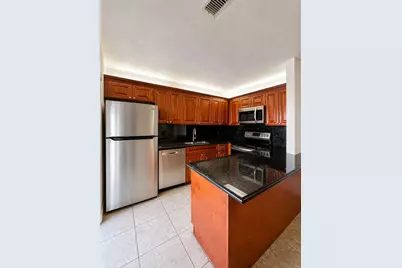 256 Lake Arbor Drive, Palm Springs, FL 33461 - Photo 7