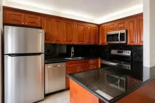 256 Lake Arbor Dr, Palm Springs, FL 33461 - Photo 7