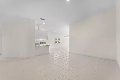 693 Hudson Bay Drive, Palm Beach Gardens, FL 33410 - Photo 5