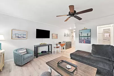 2060 NE 1st Street #1-8, 10-20, Deerfield Beach, FL  - Photo 11