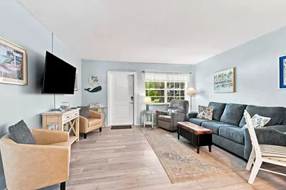 2060 NE 1st Street #1-8, 10-20, Deerfield Beach, FL  - Photo 15