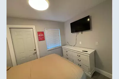 824 NE 4th Street #3, Fort Lauderdale, FL 33301 - Photo 5