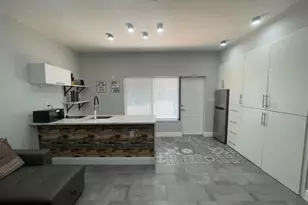 824 NE 4th St, Fort Lauderdale, FL 33301 - Photo 3