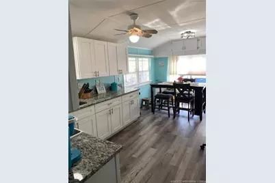 664 Nettles Boulevard, Jensen Beach, FL 34957 - Photo 5