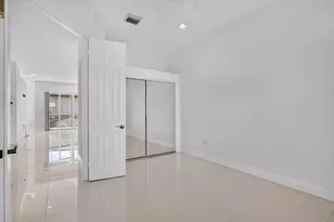 7940 Exeter Cir E, Tamarac, FL 33321 - Photo 21