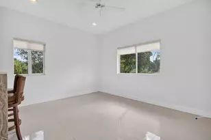 7940 Exeter Cir E, Tamarac, FL 33321 - Photo 13