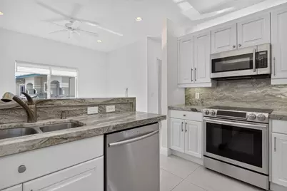 7940 Exeter Circle E #201, Tamarac, FL 33321 - Photo 17