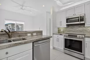 7940 Exeter Cir E, Tamarac, FL 33321 - Photo 17