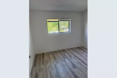 300 Palm Circle W #204, Pembroke Pines, FL 33025 - Photo 1